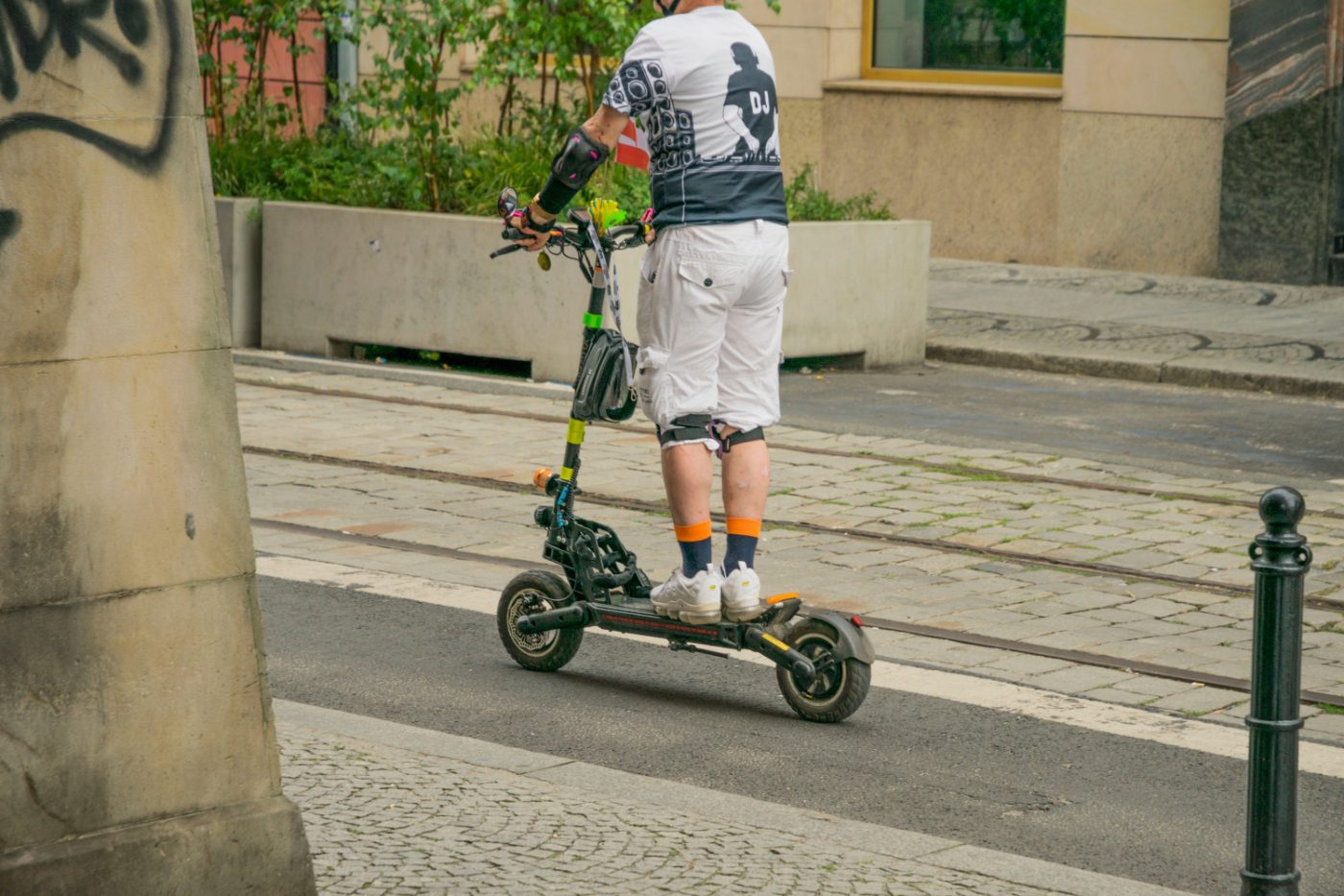 Jaką hulajnogę elektryczną kupić w 2026 - na co patrzeć
